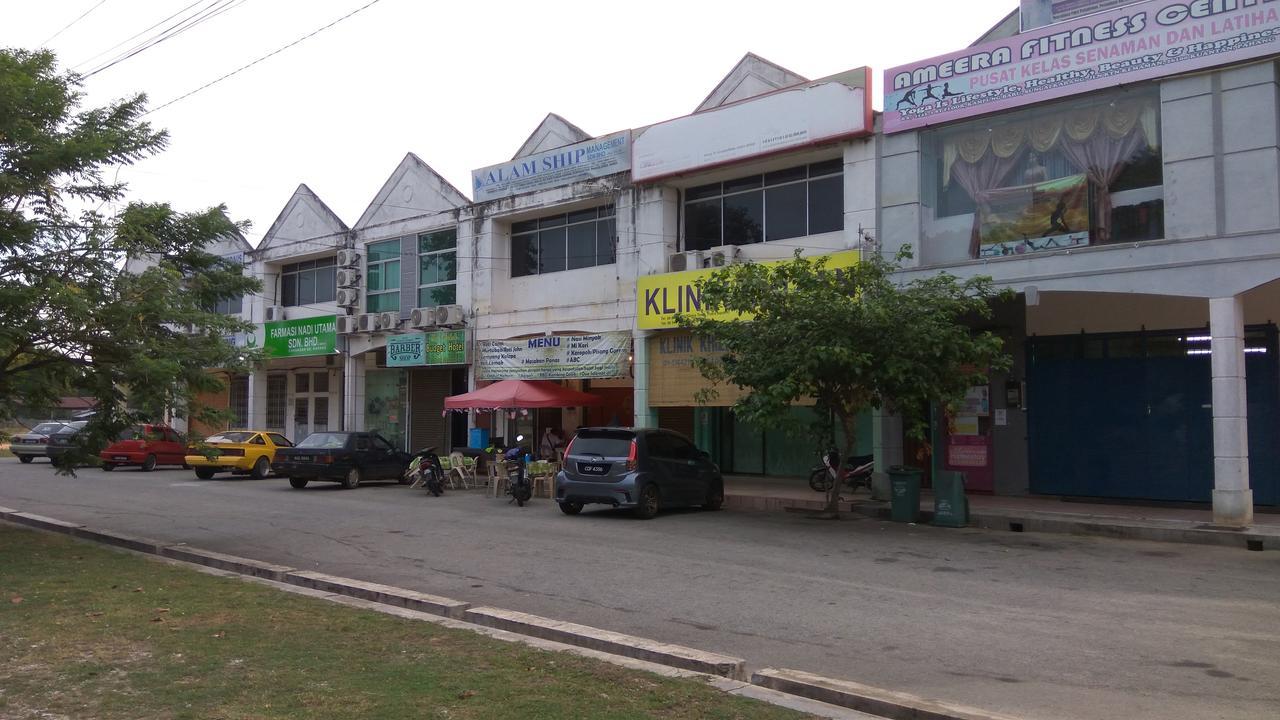 The Eleven Guest House Kampong Tanjong  Dış mekan fotoğraf